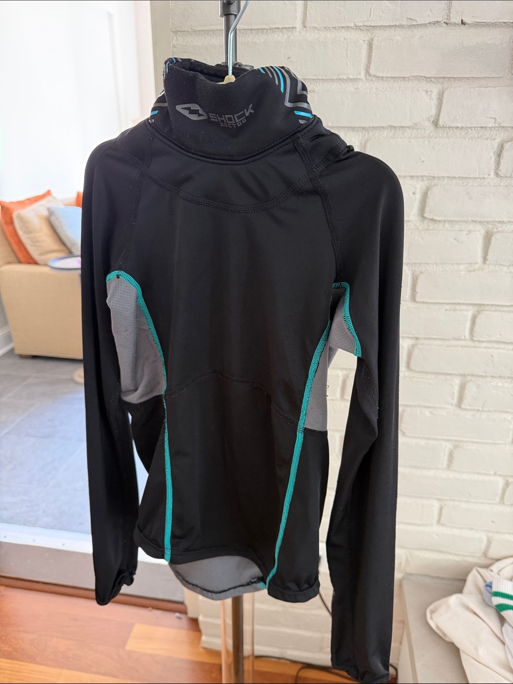 Shock Doctor Neckguard Shirt - Girls Small